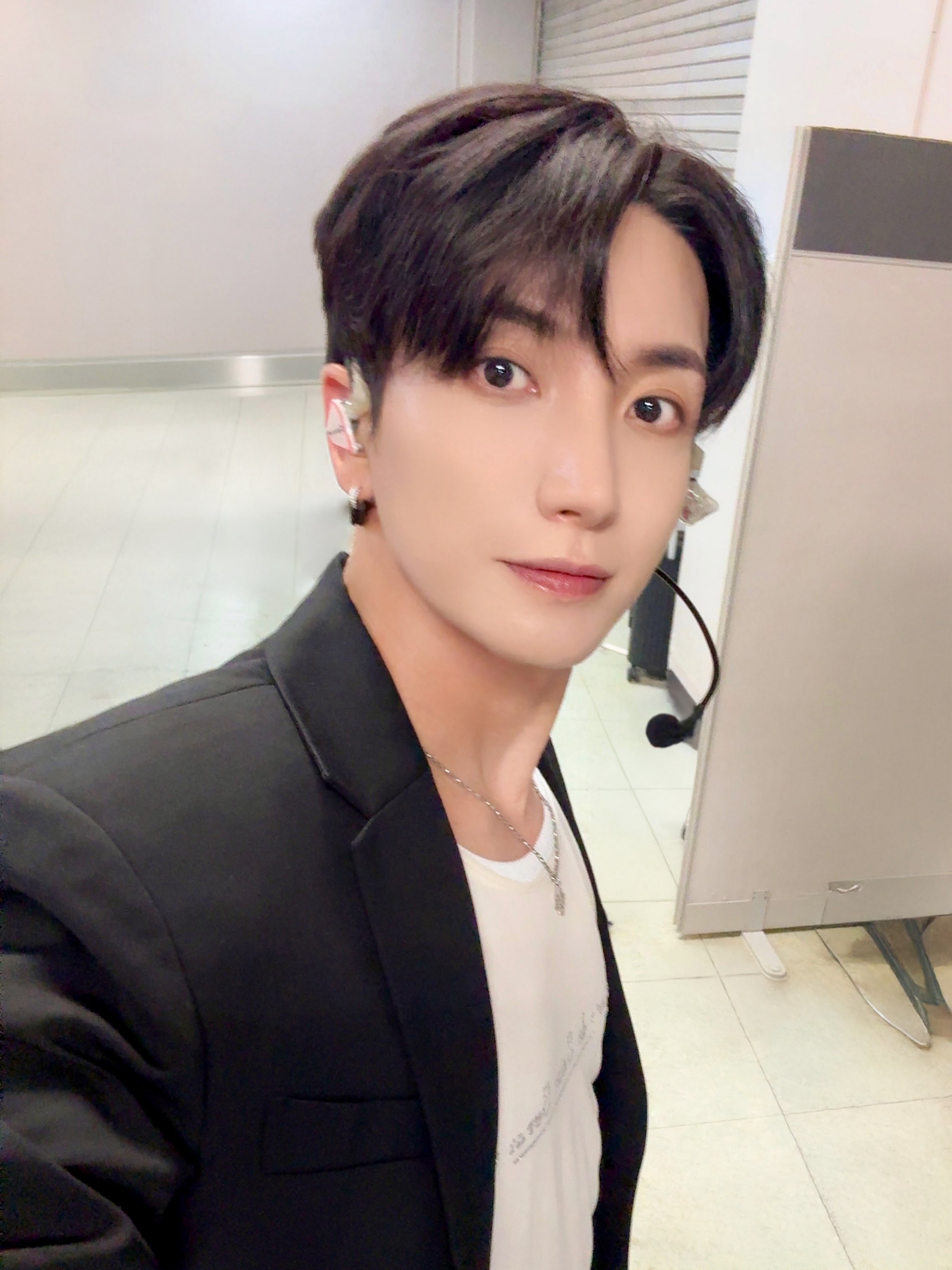 スーパージュニア - Search / X