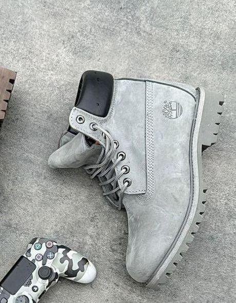 FallOutFreshSzn's tweet photo. Old SKOOL Timberland boots 
Price: 60,000
Fully boxed 

SEND A DM TO PLACE AN ORDER OR WHATSAPP:09023306376

@_DammyB_ @pagesbydammy @AanuoluwapoAd17 @UnclebeeOla https://t.co/0X6WzFkJF2