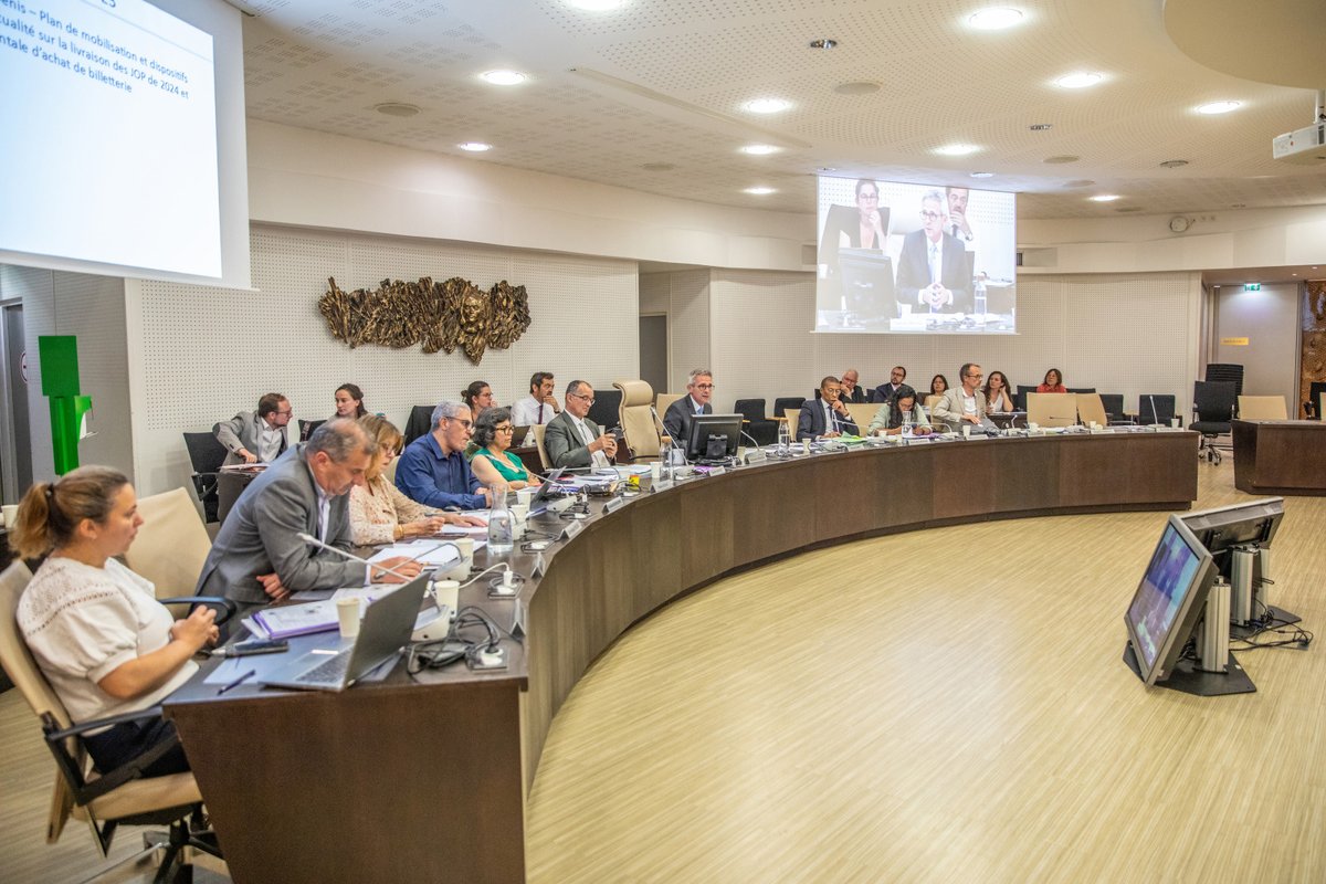Suivez en direct la vidéo de la séance du Conseil départemental ce jeudi 3 juillet à 10h30.

👉 Rendez-vous ici : ssd.fr/seance