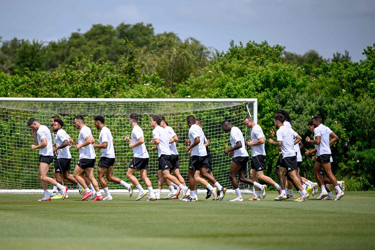 Todos juntos ⚪️⚫️