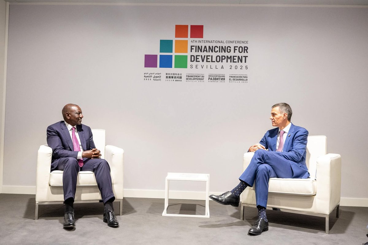 chebosoonbenja's tweet photo. H.E. Pedro Sánchez Pérez-Castejón, President of Spain, hosts Kenya's President H.E William Samoei Ruto  for a high-level bilateral meeting as the two countries reinforce their friendship and seek to explore partnerships across sectors. https://t.co/kaSG3BzdHL