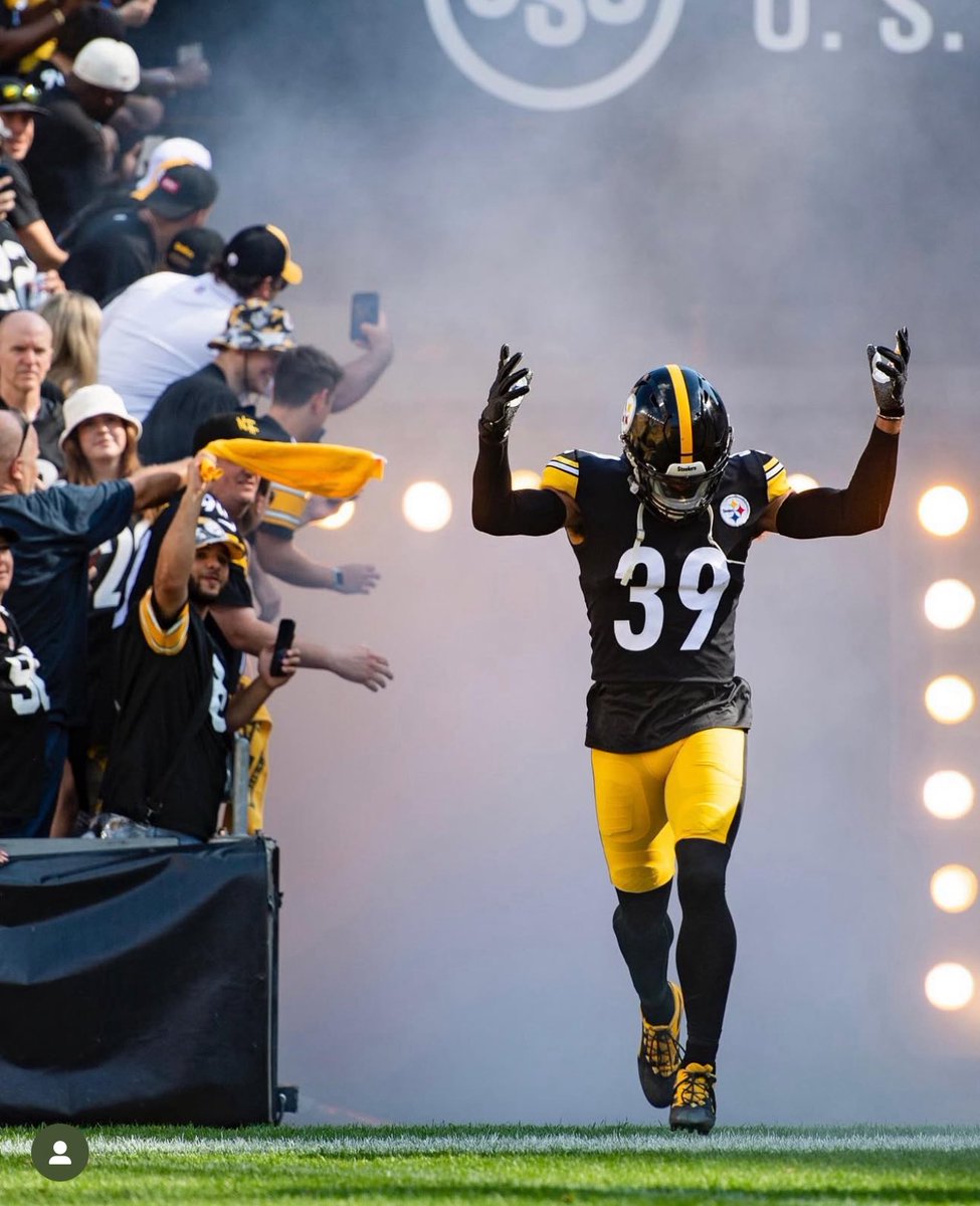 Thank you, Minkah Fitzpatrick! ❤️

For the game-changing plays, the leadership, and the heart you brought every snap in Pittsburgh.

You’ve been a true cornerstone of this defense, and we’re forever grateful.

Wishing you all the best on your next chapter! 🖤💛🙏

#NFL #Steelers