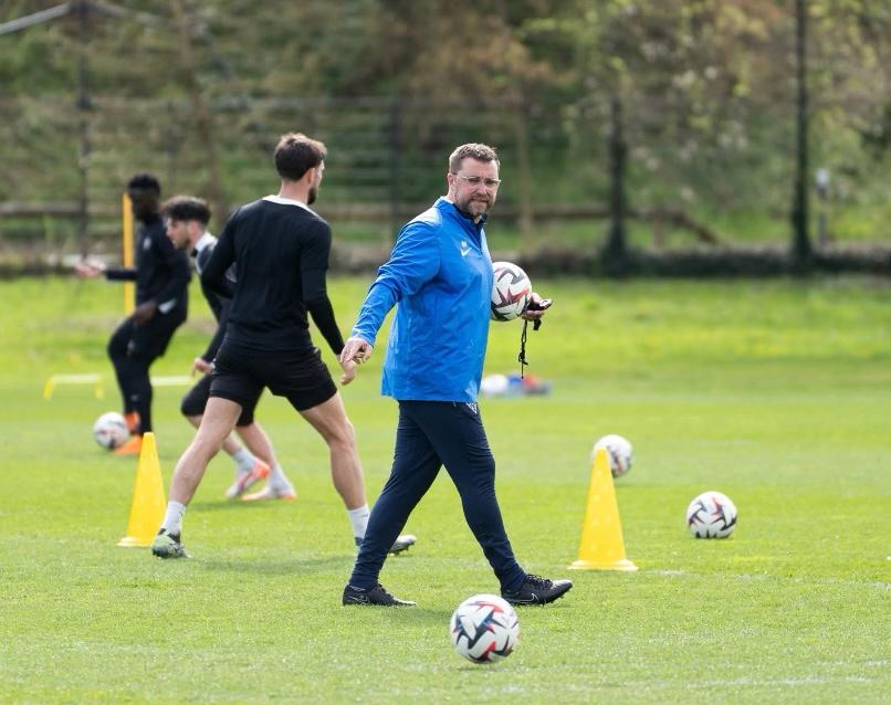 romainhequet tweet media