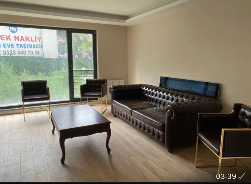 Beni çok seven bir arkadaşımla partileşme sürecinin en başlarında oturuyoruz,tabii konu döndü dolaştı işin finansmanına geldi.
Ben kolektif finansman modelini tüm detayları ile arkadaşıma anlattım. Arkadaşım “Abi başarırsanız bu model Türk siyaseti için devrim olur ama çok zor