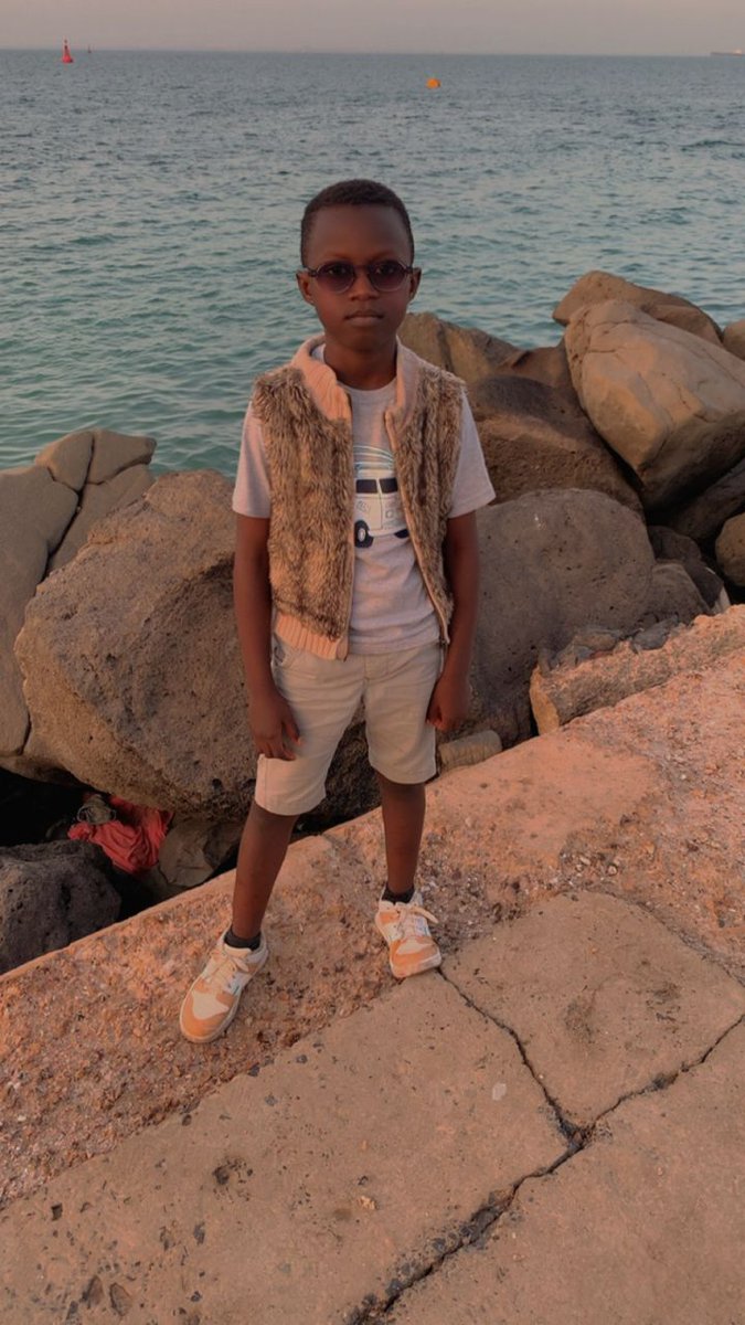 Ara-M🤍 (@asbintmoustapha) on Twitter photo Avis de disparition 🆘🚨
Aidez-nous à retrouver le petit Chérif
Âge: 9ans, perdu de vue hier sur l' île de Gorée vers 18h45 alors qu'il se baignait au bord
Contactez nous au
778437455 si vous avez des infos
@tontonvert <a href="/Noo_IDcard/">Momar Assane</a> <a href="/Nabyleu/">PunchTchineur 📜🫖</a> <a href="/Mara_Voix_Off/">Mara Moustapha | Voix Off</a>
Merci d'avance !!! Avis de disparition 🆘🚨
Aidez-nous à retrouver le petit Chérif
Âge: 9ans, perdu de vue hier sur l' île de Gorée vers 18h45 alors qu'il se baignait au bord
Contactez nous au
778437455 si vous avez des infos
@tontonvert <a href="/Noo_IDcard/">Momar Assane</a> <a href="/Nabyleu/">PunchTchineur 📜🫖</a> <a href="/Mara_Voix_Off/">Mara Moustapha | Voix Off</a>
Merci d'avance !!!