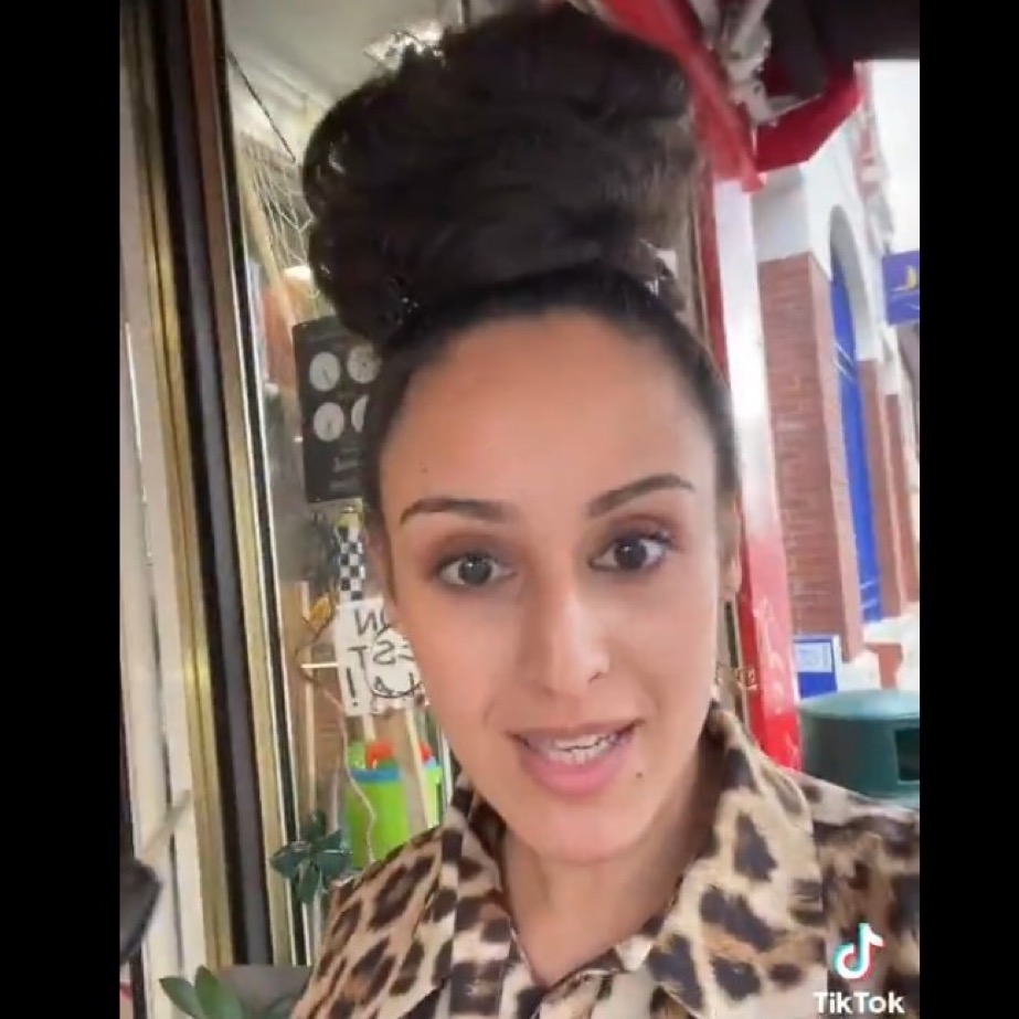 📣[COMMUNIQUÉ <a href="/LEA_Antiracisme/">LÉA | Lutte pour l’Égalité dans l’Antiracisme</a> ] « Un sandwich, un prétexte : LÉA porte plainte pour incitation à la haine raciale suite au harcèlement ciblé d’une boulangère dans l’Oise.

L’association LÉA annonce aujourd’hui déposer plainte pour incitation à la haine raciale et harcèlement en