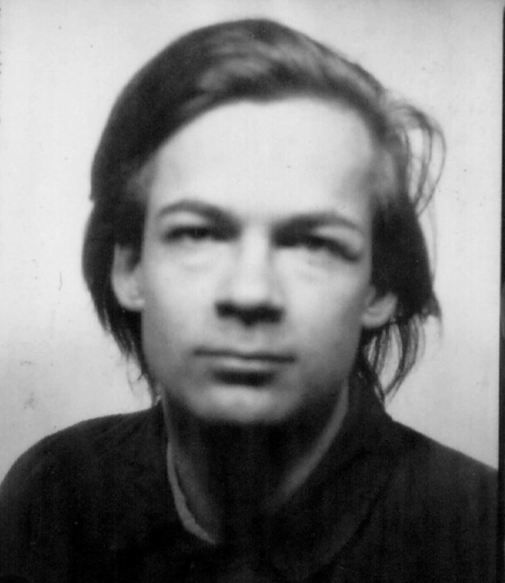 medusaeditions's tweet photo. Hey Tokyo!! this thurs. nite, please join me &amp; Tetuzi Akiyama for a special presentation of Tony Conrad’s infamous, neuro-splitting masterpiece, ‘The Flicker’ Nite #1 at the legendary #OTOOTO #tetuziakiyama #ayalseniorandfriendsjapan #tonyconrad #theflicker #unionpole https://t.co/9QGm6uW3TC