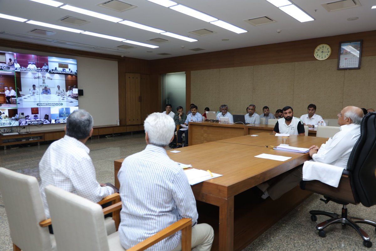 CMO Gujarat (@cmoguj) on Twitter photo เชฎเซเชเซเชฏเชฎเชเชคเซเชฐเซ เชถเซเชฐเซ เชญเซเชชเซเชจเซเชฆเซเชฐเชญเชพเช เชชเชเซเชฒเซ เชเชเซ เชเชพเชเชงเซเชจเชเชฐ เชเชพเชคเซ เชฐเชพเชเซเชฏเชเชเซเชทเชพเชจเชพ โเชธเซเชตเชพเชเชคโ เชเชจเชซเชฐเชฟเชฏเชพเชฆ เชจเชฟเชตเชพเชฐเชฃ เชเชพเชฐเซเชฏเชเซเชฐเชฎเชฎเชพเช เชจเชพเชเชฐเชฟเชเซเชจเซ เชฐเชเซเชเชคเซ เชฐเซเชฌเชฐเซ เชธเชพเชเชญเชณเซเชจเซ เชธเชเชฌเชเชงเชฟเชค เช
เชงเชฟเชเชพเชฐเซเชเชจเซ เชเชจเชธเชฎเชธเซเชฏเชพเชเชจเชพ เชคเซเชตเชฐเชฟเชค เชจเชฟเชตเชพเชฐเชฃ เชฎเชพเชเซ เชฆเชฟเชถเชพเชจเชฟเชฐเซเชฆเซเชถ เชเชชเซเชฏเชพ เชนเชคเชพ.
เชฎเซเชเซเชฏเชฎเชเชคเซเชฐเซเชถเซเชฐเซเช เชจเชพเชเชฐเชฟเชเซเชจเซ เชธเชฎเชธเซเชฏเชพเชเชจเซเช เชเชฟเชฒเซเชฒเชพ เชเชเซเชทเชพ เชธเซเชงเซเชฎเชพเช เช เชธเซเชเชพเชฐเซ เชฎเซเชเซเชฏเชฎเชเชคเซเชฐเซ เชถเซเชฐเซ เชญเซเชชเซเชจเซเชฆเซเชฐเชญเชพเช เชชเชเซเชฒเซ เชเชเซ เชเชพเชเชงเซเชจเชเชฐ เชเชพเชคเซ เชฐเชพเชเซเชฏเชเชเซเชทเชพเชจเชพ โเชธเซเชตเชพเชเชคโ เชเชจเชซเชฐเชฟเชฏเชพเชฆ เชจเชฟเชตเชพเชฐเชฃ เชเชพเชฐเซเชฏเชเซเชฐเชฎเชฎเชพเช เชจเชพเชเชฐเชฟเชเซเชจเซ เชฐเชเซเชเชคเซ เชฐเซเชฌเชฐเซ เชธเชพเชเชญเชณเซเชจเซ เชธเชเชฌเชเชงเชฟเชค เช
เชงเชฟเชเชพเชฐเซเชเชจเซ เชเชจเชธเชฎเชธเซเชฏเชพเชเชจเชพ เชคเซเชตเชฐเชฟเชค เชจเชฟเชตเชพเชฐเชฃ เชฎเชพเชเซ เชฆเชฟเชถเชพเชจเชฟเชฐเซเชฆเซเชถ เชเชชเซเชฏเชพ เชนเชคเชพ.
เชฎเซเชเซเชฏเชฎเชเชคเซเชฐเซเชถเซเชฐเซเช เชจเชพเชเชฐเชฟเชเซเชจเซ เชธเชฎเชธเซเชฏเชพเชเชจเซเช เชเชฟเชฒเซเชฒเชพ เชเชเซเชทเชพ เชธเซเชงเซเชฎเชพเช เช เชธเซเชเชพเชฐเซ