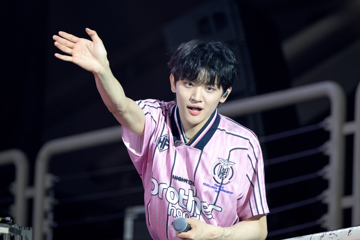 번쩍이는 파도 위로, 여름 미풍 사이로  #조원상