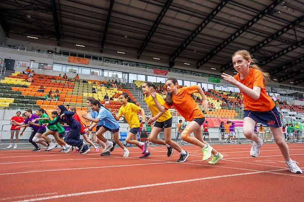 X: We had a brilliant Senior sports day at StoneX Stadium!  For the fourth year running, our students smashed hurdles, relays, jumps, throws, and tug of war, bringing power, speed and ambition. 💪⚡️ Congratulations to The Orange Griffins this year’s champions! 🏆
