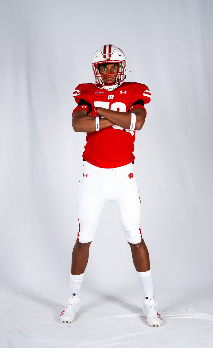 JeremiahGrayD1's tweet image. #AGTJY Had a great OV at Wisconsin @CoachFick @Coach_Mitch_ @hitallsohard2 @AllenTrieu @TheD_Zone