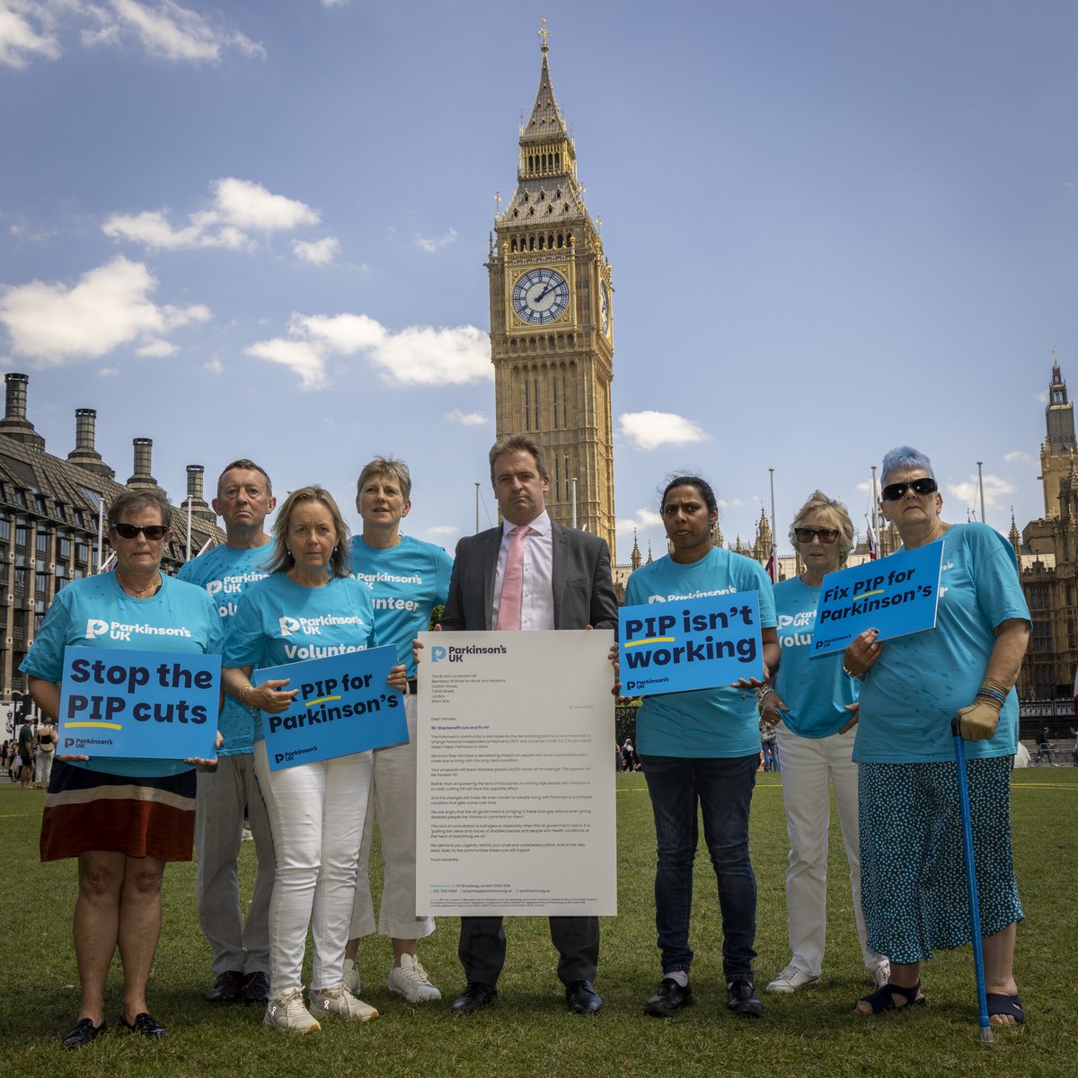 Today we handed in our open letter to Liz Kendall, Secretary of Work and Pensions.

Over 3,000 of you signed our letter, joining us in our calls to stop the benefit cuts.  We have urged the UK government to rethink their cruel and unnecessary plans.
