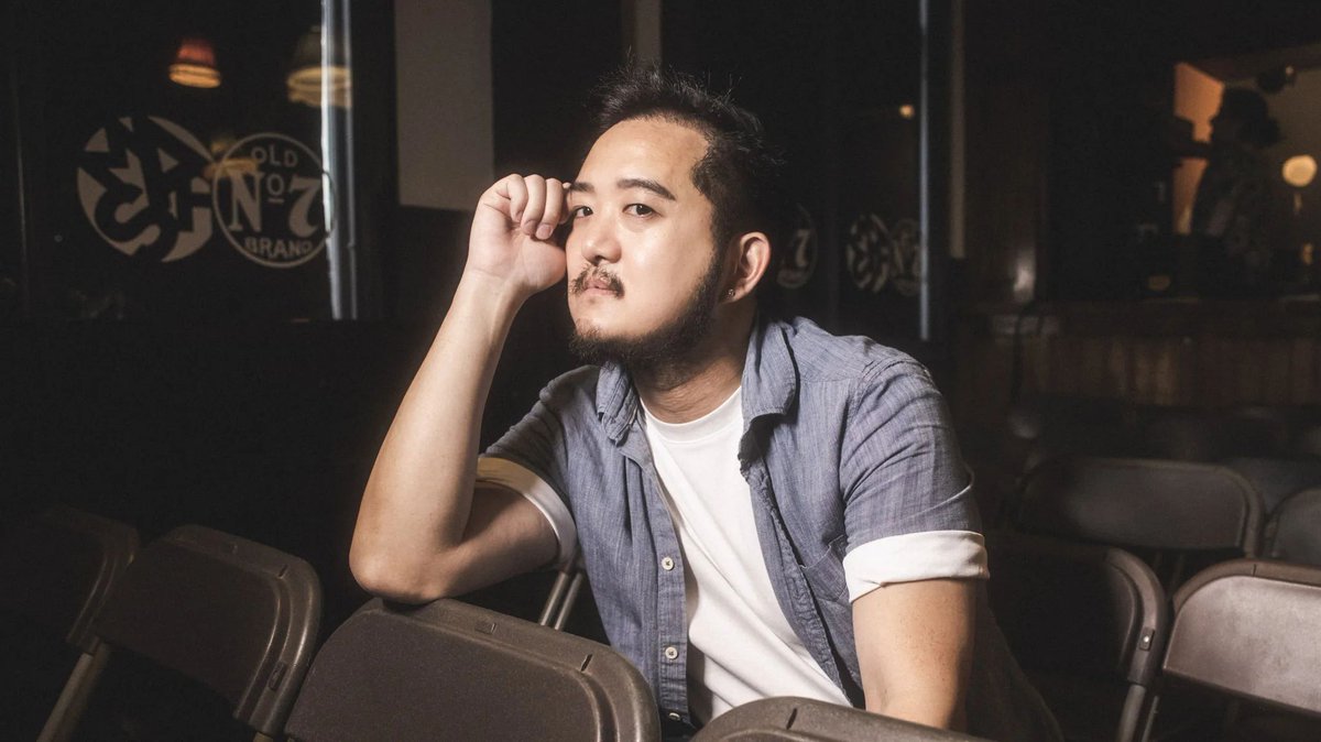 clarissaleon's tweet image. For Pride and Immigrant Heritage Month we interviewed comedian Ricky Sim who sees himself in both worlds. Fascinating interview from @KEXU3 documentedny.com/2025/06/30/com…