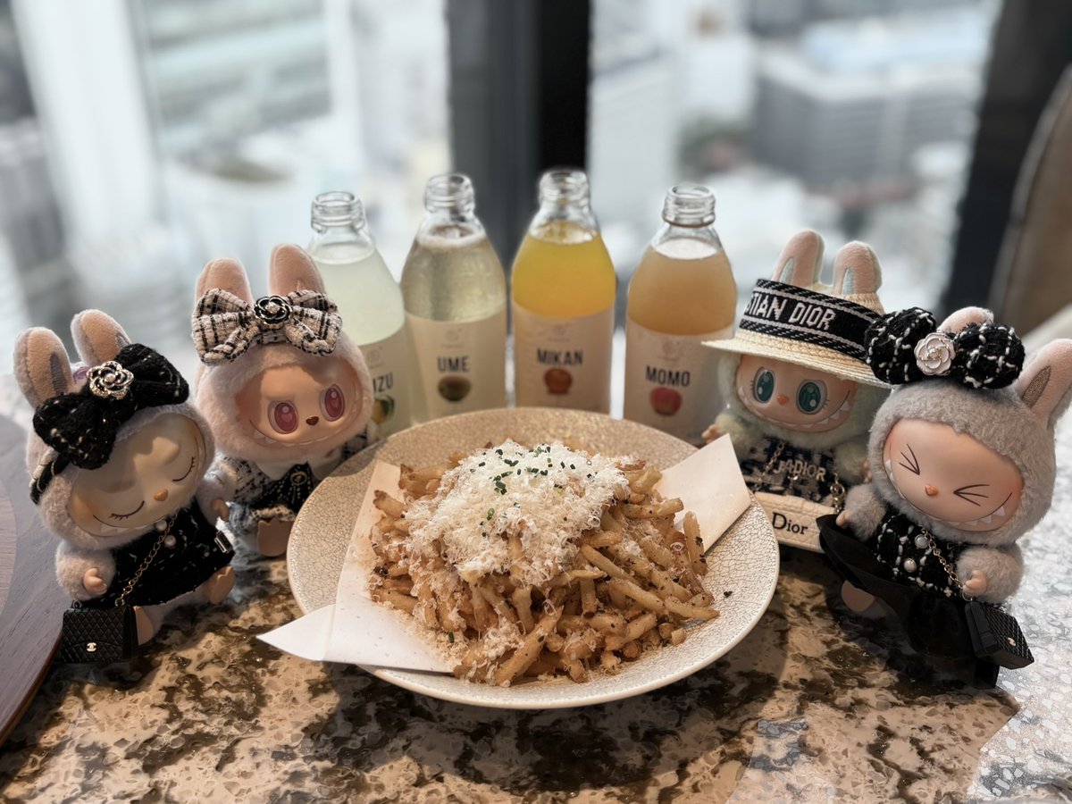 ︎ ︎︎^.,.^ tweet media