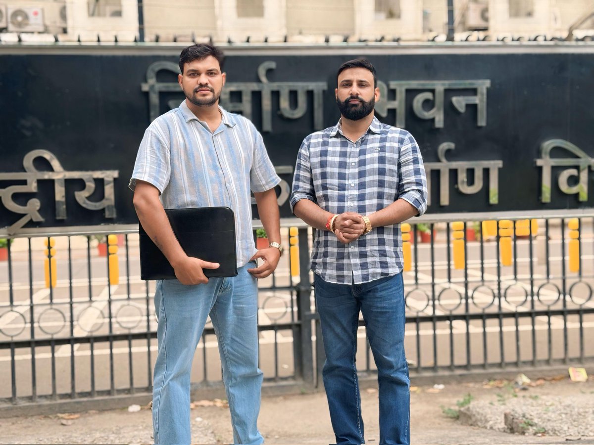 YusoofMohammed3's tweet photo. संघर्ष जारी..........
National President ( @bharatbeniwal_ ) - All India Medical Student Association
@PMOIndia
@ombirlakota
@BhajanlalBjp
@GajendraKhimsar
@CHO_FEDERATION
@RajasthanCho
#CHO 
#Rajasthan https://t.co/GspogzwDZV