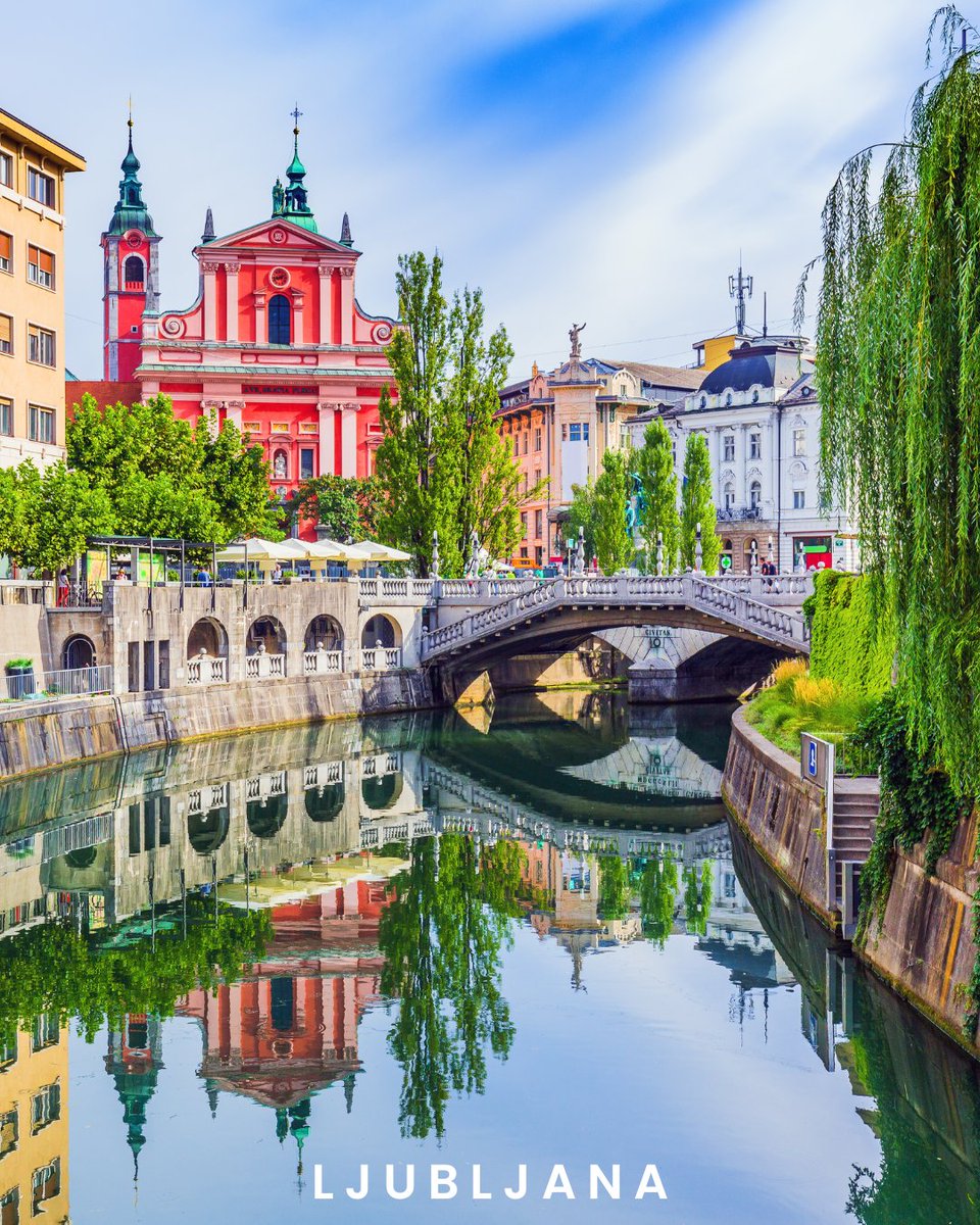 🌲Avrupa’nın Ortasında Saklı Bir Cennet: #Slovenya
🌄Slovenya, gölleri, dağları ve yavaş akan yaşamıyla bu yazın en sürprizli kaçamağı olabilir.
Detaylarıyla Fark Yaratan, Avrupa’nın Keşfedilmeye Değer 9 Seyahat Rotası 👇🏻
l8r.it/sU2n