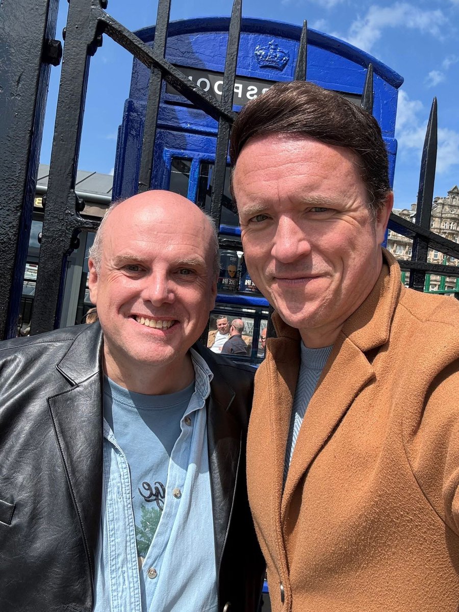 15 years ago,I saw the play “Keeping Up With The Joans“,twice  and become  good friends with <a href="/ArronUsher/">Andrew(Arron) Usher 🏴󠁧󠁢󠁳󠁣󠁴󠁿 🎭 🏊</a> and the fab <a href="/ManningOfficial/">KatyManning Official welcomes you</a> ,recently met <a href="/mrrobertbrendan/">Robert Brendan</a> ,who is one lovely guy and I hope,to meet <a href="/irvingact3/">Peter Irving</a> ,one day , thanks to you all, for your friendship xxx