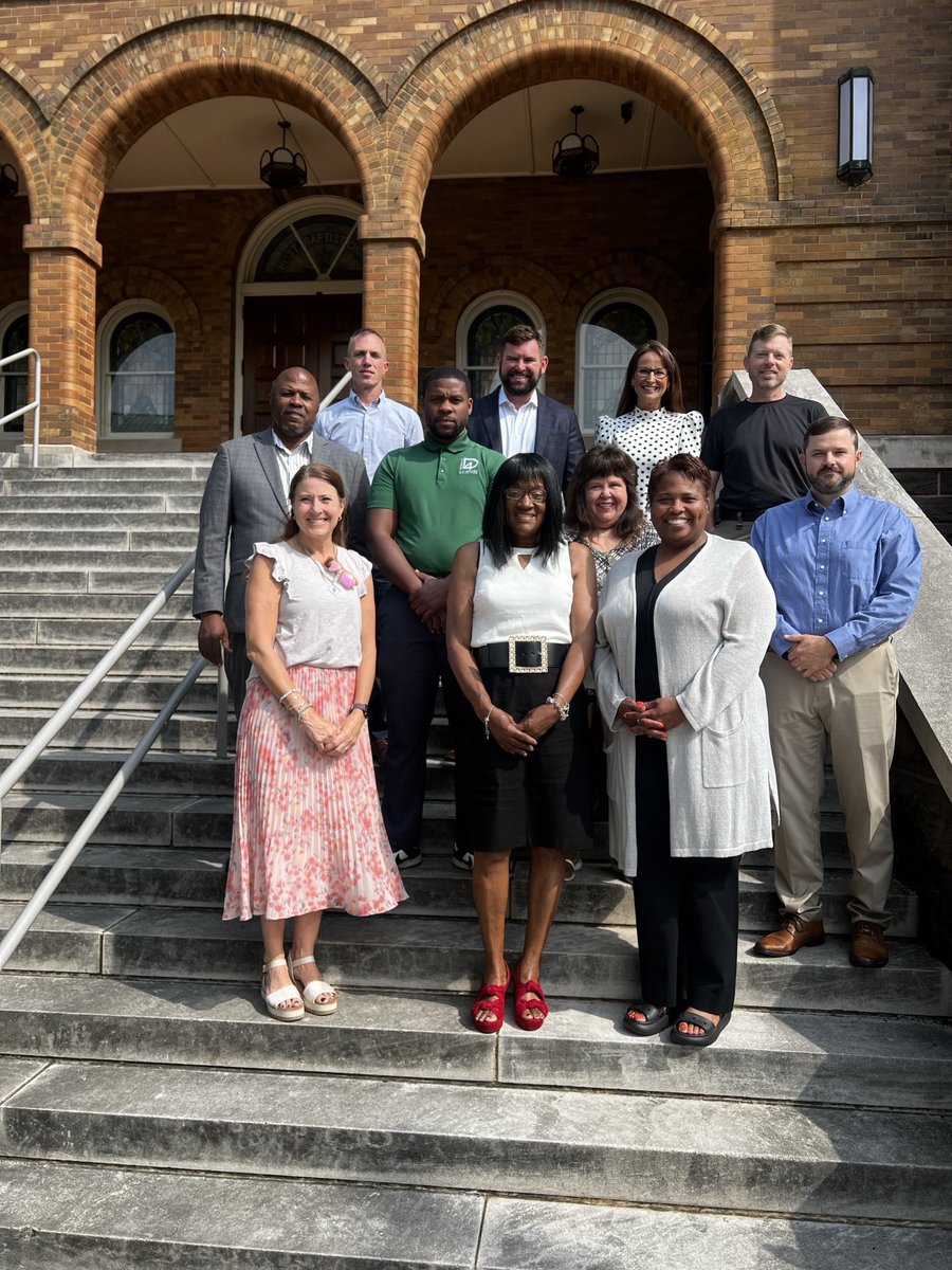Hunter4Bham's tweet photo. Honored to be part of the JC3 coalition, working alongside fellow city councilors from across Jefferson County’s municipalities. The challenges we face don’t stop at city limits—and neither should the solutions.

Regional cooperation paves the way for a more vibrant, more competitive region for economic growth, tourism, and quality of life. Proud to be part of the work that’s moving us forward.