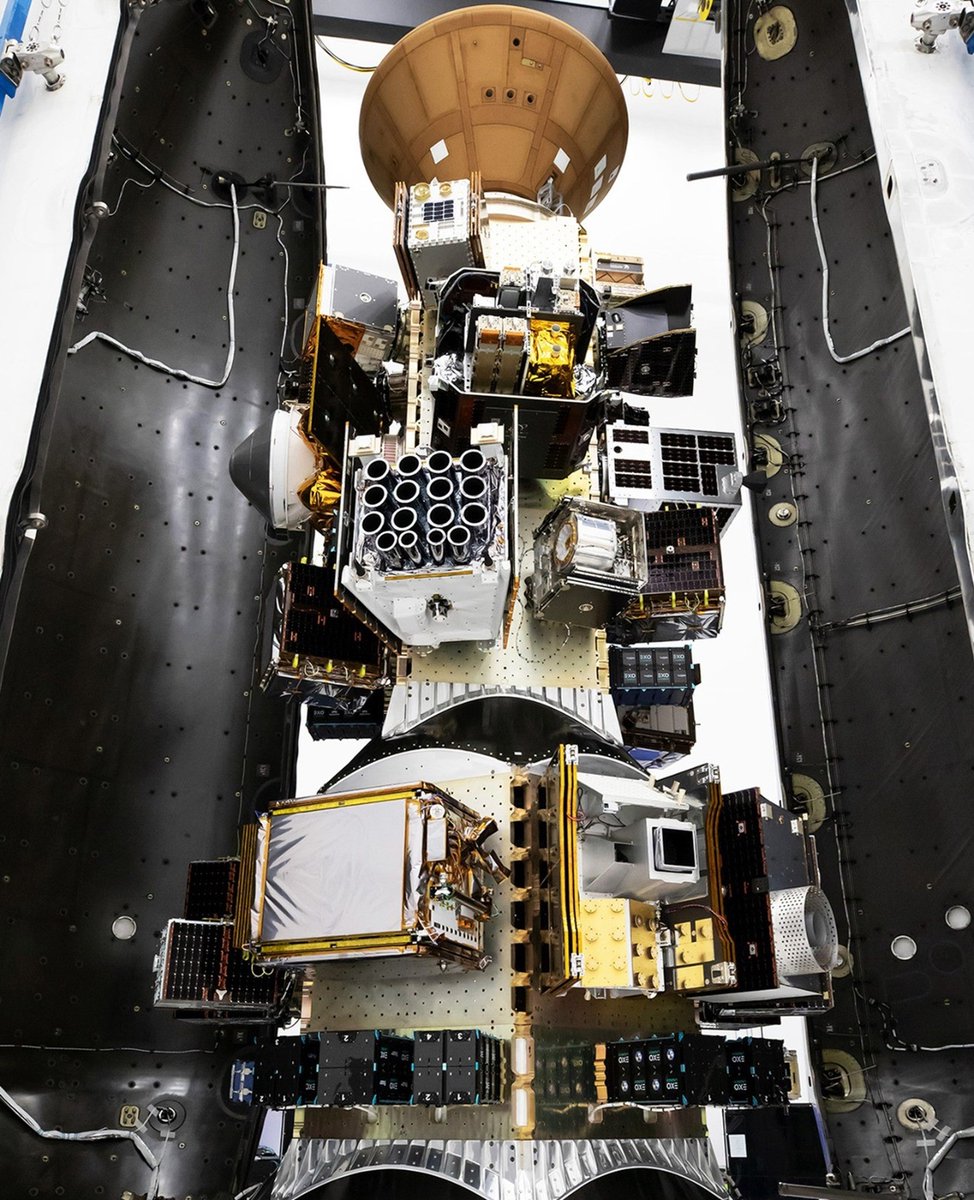 athenaRICinfo's tweet image. 🇬🇷Greece’s first nanosatellite #DUTHsat2 is now in orbit!
Launched via #SpaceX, it marks a major milestone for 🇬🇷 space tech. Proud to see @AthenaRC’s Space Program Unit part of this ESA-backed mission! 🛰️
➡️ bit.ly/3I5cNQy
#GreekSpace #CubeSats #AthenaRC