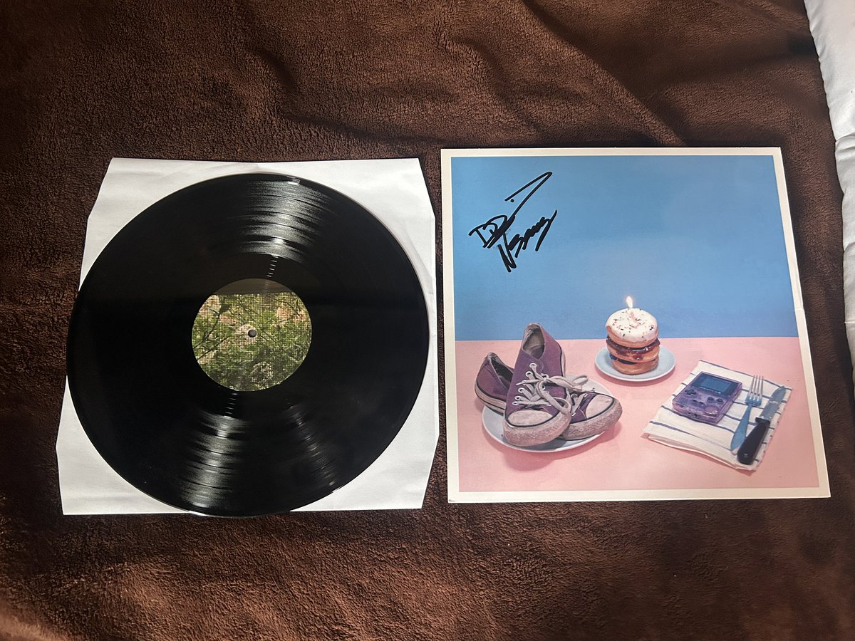 Got <a href="/charmer_mi/">Charmer</a> to sign my holy grail yesterday. Pretty cool tbh