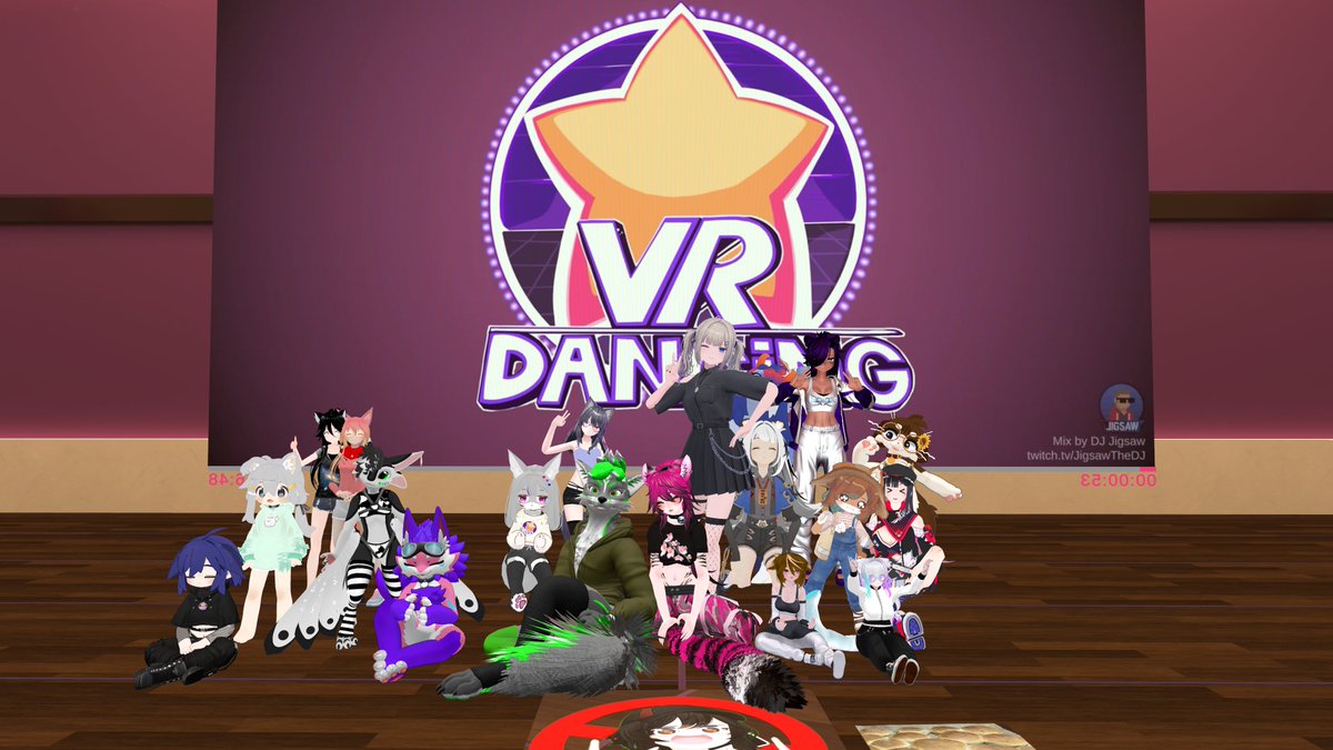VRD_Official's tweet image. Session 227 at #VRDancing was by @WaifuScolly!
We all need chaos in our lives, thank goodness we have Scolly with addicting choreography choices, cameos from friends / foe, and calm break music to balance it all out.
Join us Saturdays, EU & NA Timeslots #VRChat #Dancing #Dance