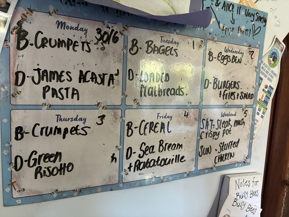 Katy Little tweet media