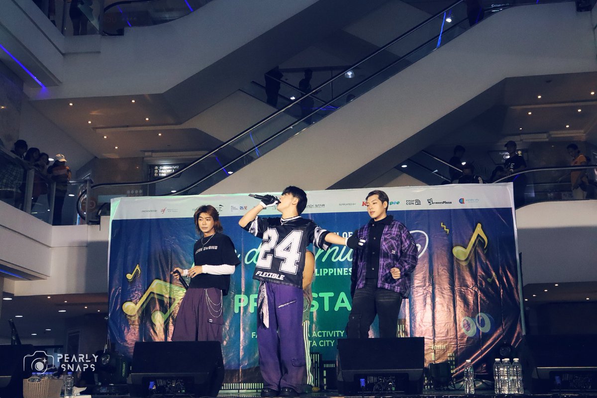 pearly_snaps's tweet photo. New snaps 😉📸

PHP AT FETE DE LA MUSIQUE
#Press_Hit_Play @PressHitPlay
#feteph2025 #PPOPCON https://t.co/XCoPSQvN7Z