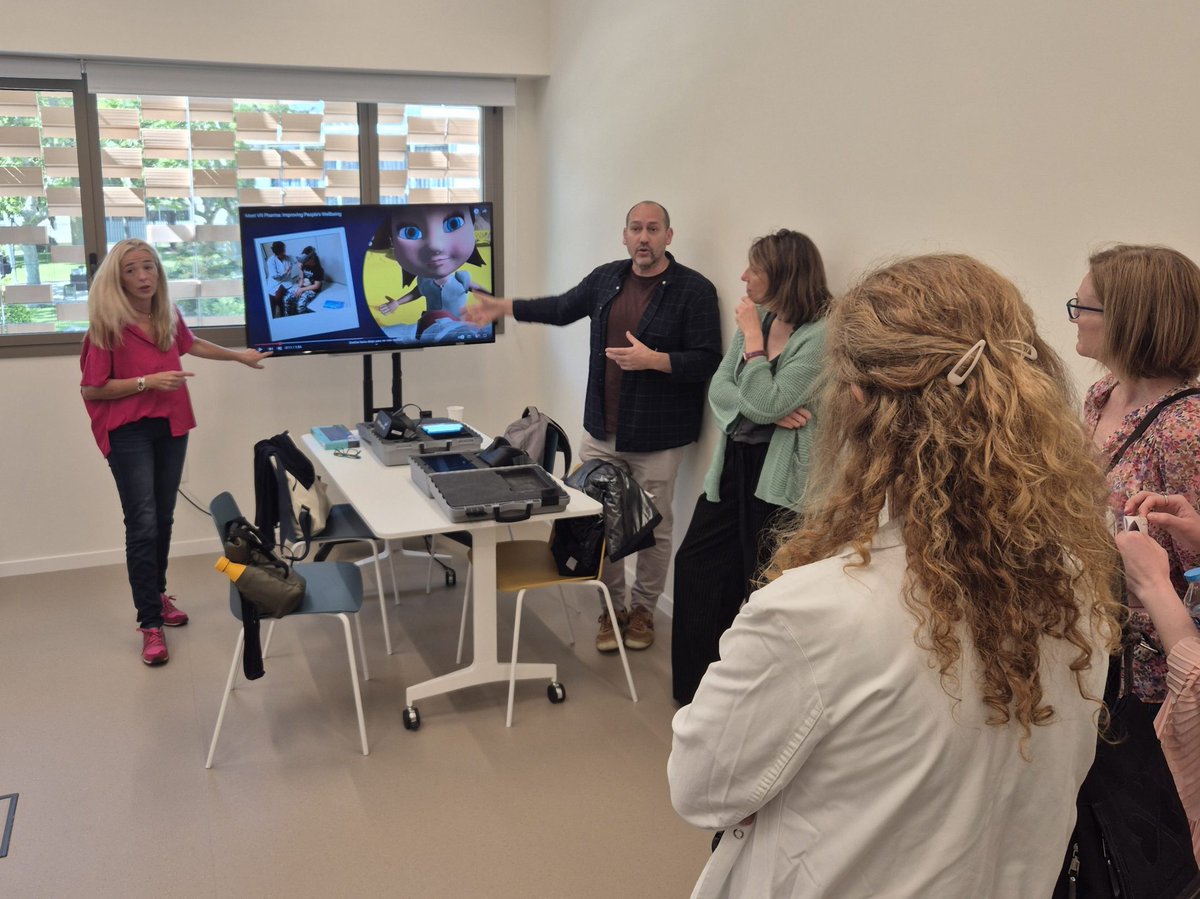 RTVE Notícies (@rtvenoticies) on Twitter photo 🌿 La realitat virtual ajuda a reduir l'ansietat i l'estrès als centres penitenciaris.
A Brians 2 i Els Til·lers ja s'han vist resultats positius gràcies a un programa de <a href="/parcsanitarisjd/">Parc Sanitari Sant Joan de Déu</a>
🎙️ <a href="/Anna_Baneres/">Anna Bañeres</a> | <a href="/radio4_rne/">radio4_rne</a>
➕ Info: rtve.es/a/16645803 🌿 La realitat virtual ajuda a reduir l'ansietat i l'estrès als centres penitenciaris.
A Brians 2 i Els Til·lers ja s'han vist resultats positius gràcies a un programa de <a href="/parcsanitarisjd/">Parc Sanitari Sant Joan de Déu</a>
🎙️ <a href="/Anna_Baneres/">Anna Bañeres</a> | <a href="/radio4_rne/">radio4_rne</a>
➕ Info: rtve.es/a/16645803