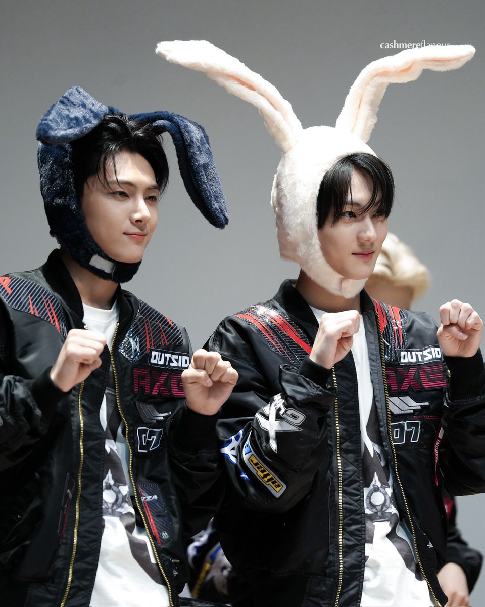 250629 WV Fansign 🐰🐰
#제이 #JAY #ENHYPEN #ENHYPEN_JAY #엔하이픈 #엔하이픈_제이