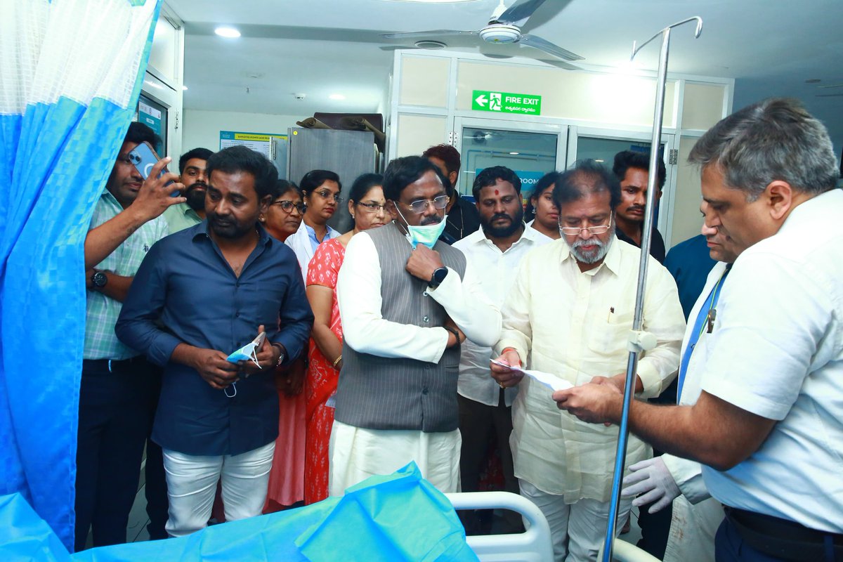 Labour minister and Health minister met injured victims