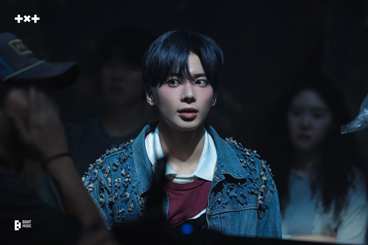 태현. tweet media