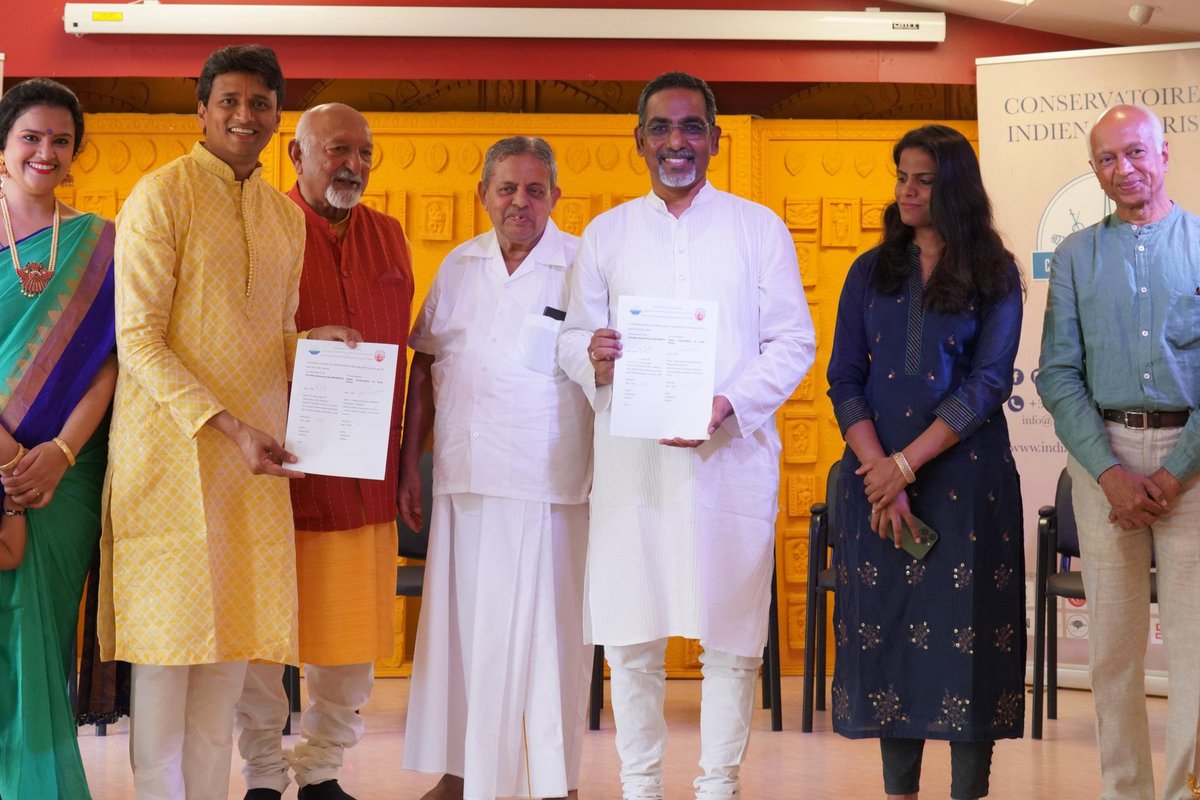theICParis's tweet photo. We are honored to sign MoU with @SvyasaYoga in the presence of
Padmashri HR Nagendra Guruji, Padmashri  Kiran Vyas ji,  Dr Manjunatha, Vice-Chancellor Svyasa and @PradyumnaKanda1, President @theicparis and @bhavanamusic8, Artistic Director under the aegis of @IndiaembFrance https://t.co/XX03UComqp