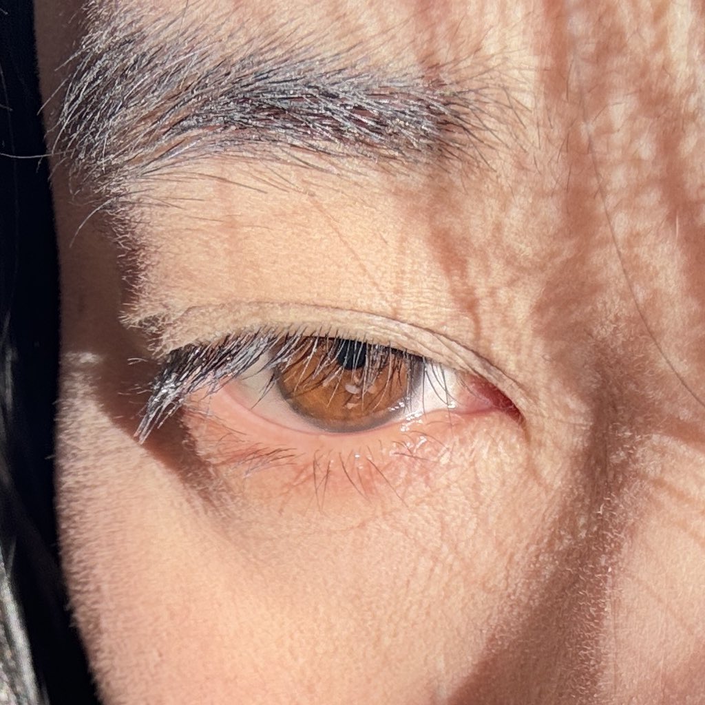 核弹炸女 tweet media