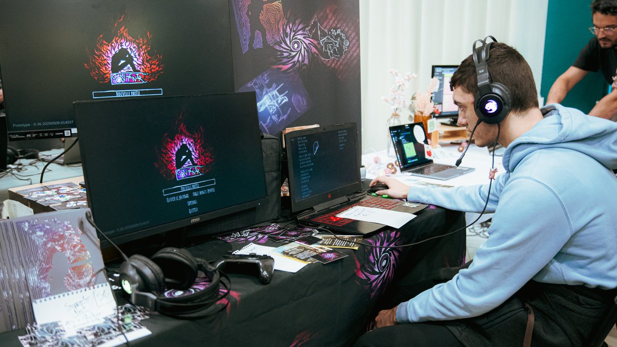 IndieGameLyon's tweet image. 📷 Deuxième salve de photos de nos exposants jeux vidéo !

Crédit photo @_LeyCa_ 

#gamedev #indiedev #indiegame #IndieGameDev #indiegames #IndieDevs