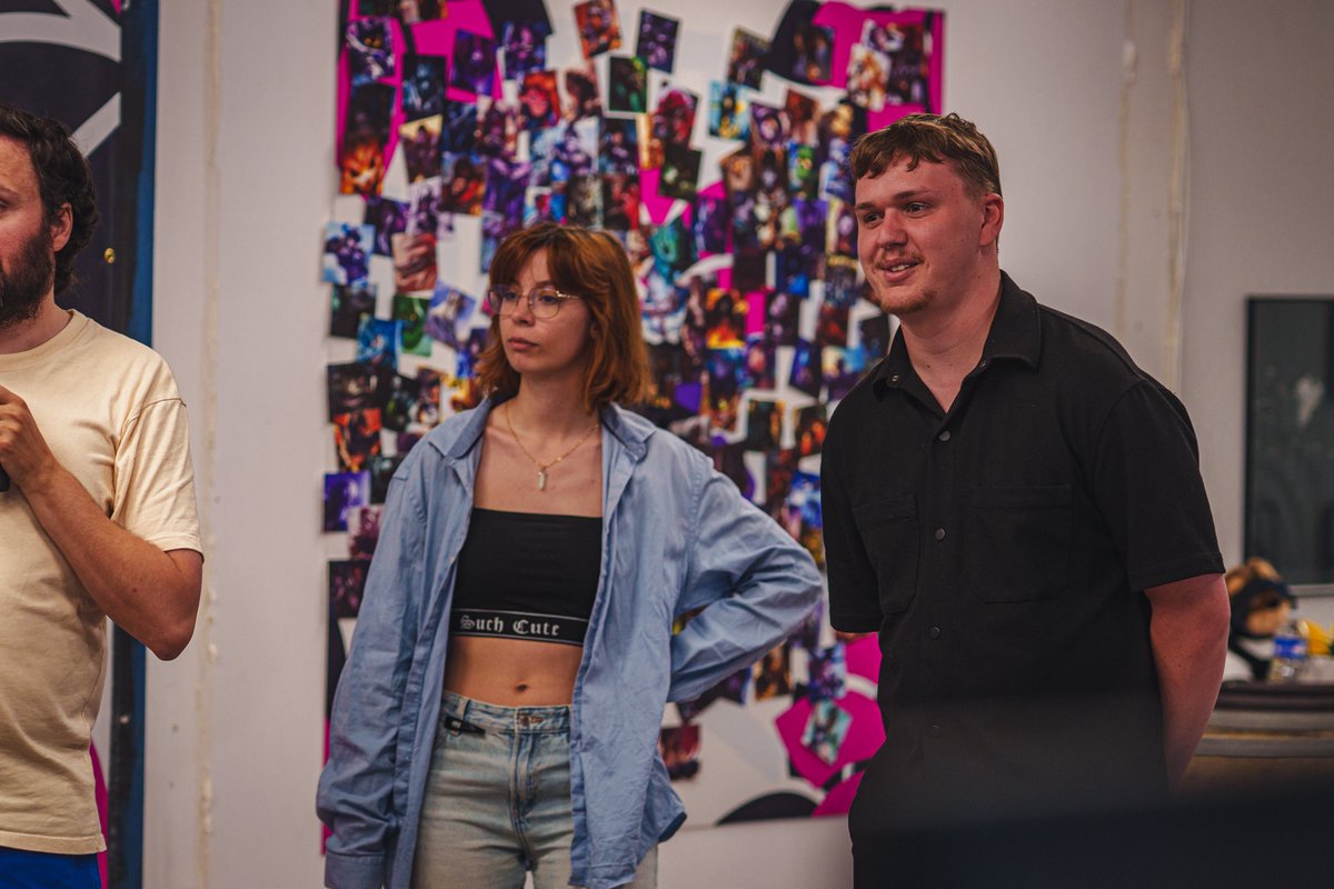 Incroyable expérience à la Solary Party !
Un immense merci à @Solary pour cette opportunité de dingue  😁
J’ai eu la chance de rencontrer plein de personnes géniales, toutes super cool 

Et GG à ma team de goat qui était trop forte 🌞