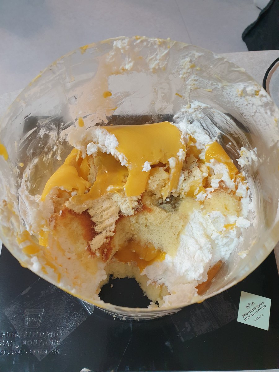 길드 가좍들이 절위해 망고시루를 이만큼이나 남겨줬어요 ㅠㅠㅠ