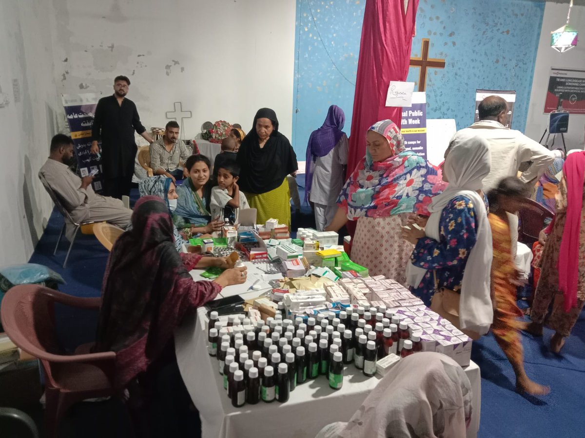 DhoIslamabad's tweet image. ڈسٹرکٹ ہیلتھ آفس اسلام آباد کی جانب سے جون 2025 میں مختلف یونین کونسلز میں موبائل ہیلتھ سروسز کے ذریعے فری میڈیکل کیمپ لگائے گئے، جن میں او پی ڈی، ماں اور بچے کی صحت، ذہنی صحت کی کونسلنگ، حفاظتی ٹیکہ جات اور ٹی بی اسکریننگ کی سہولیات فراہم کی گئیں۔
#DHOIslamabad #MobileServices