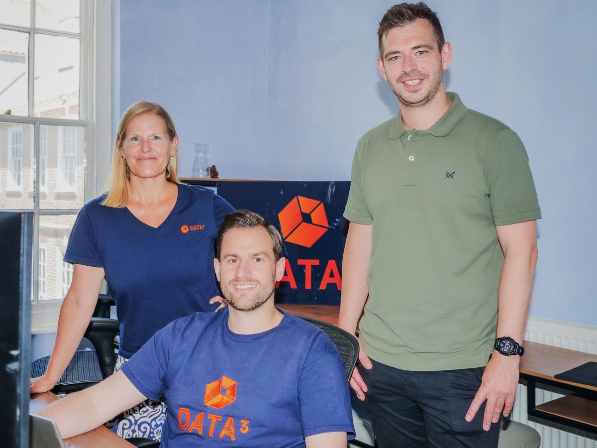 Bristol-based data &amp; AI consultancy DATA³ is scaling up with a £200k loan from the South West Investment Fund, delivered by FW Capital.

From a one-woman startup to a global player—this is what growth looks like:

ow.ly/LLyF50Wihbn
#FWCapitalHelped
