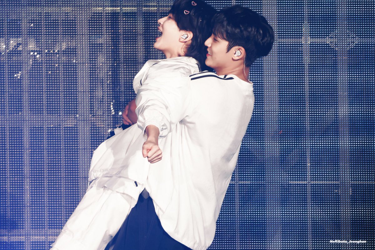 cheonsaries's tweet image. walk with me here...

            Lost in Starlight with Gyuhan ✨️