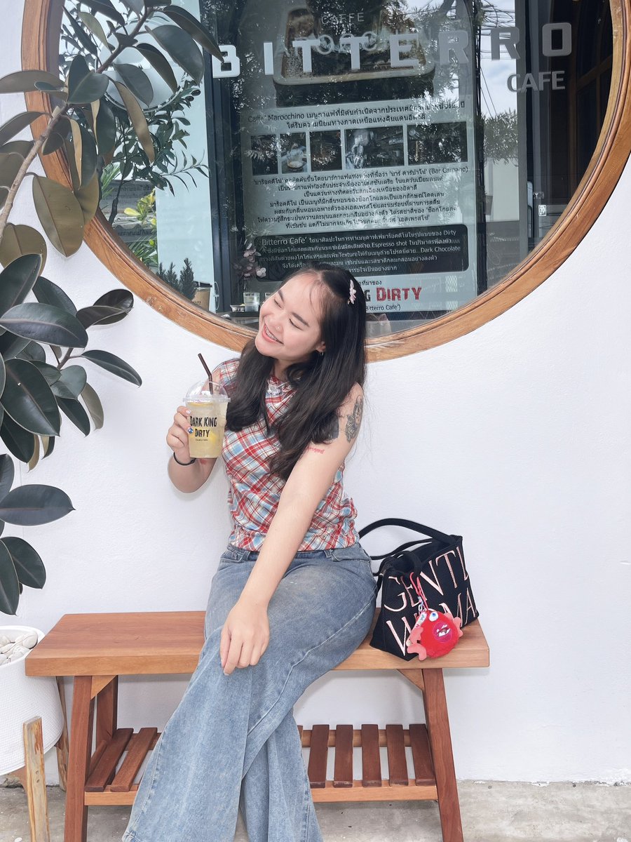 ctk1403's tweet photo. ��ป็นสาวหวานมั่งดีกว่า https://t.co/q1hyZ5CQIy