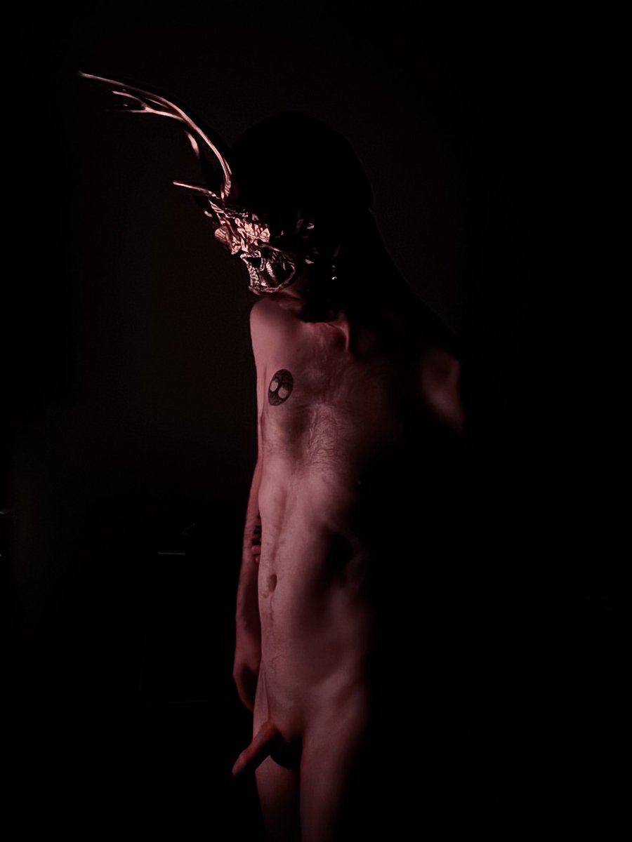 Speech is monochrome, silence is gold. #artisticnude #selfportrait