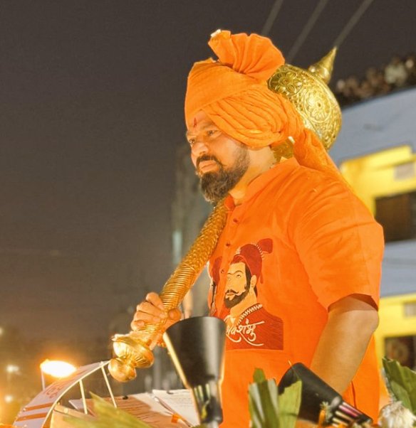 Uday Yadav (@uday_yadavji) on Twitter photo फ्रंट वॉरियर्स को साइड लाइन करना भारी पड़ेगा,
ऐसे लोग भाजपा की आत्मा है,ये गलत हो रहा है।
#Rajasingh फ्रंट वॉरियर्स को साइड लाइन करना भारी पड़ेगा,
ऐसे लोग भाजपा की आत्मा है,ये गलत हो रहा है।
#Rajasingh