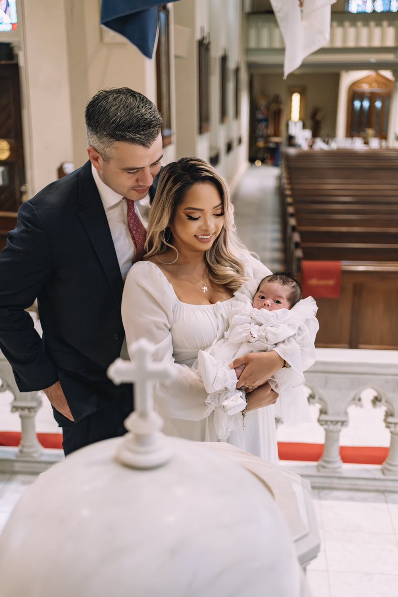 LibertyZSimmons's tweet image. “Behold, children are a heritage from the Lord, The fruit of the womb is a reward. Like arrows in the hand of a warrior, So are the children of one’s youth.”
🤍🤍🤍Psalm 127:3-4 🤍🤍🤍
📸: @rogue_artwork
⛪️: @stmaryoldtown
#Faith #Baptism #Catholic #BabyBaptism