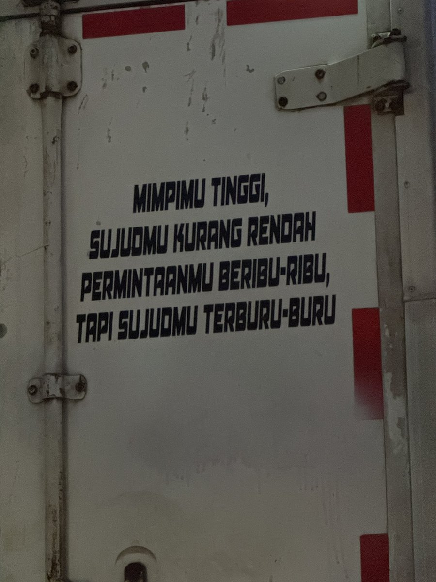 Bacanya. Ada bunyinya ‘deg’ 😢