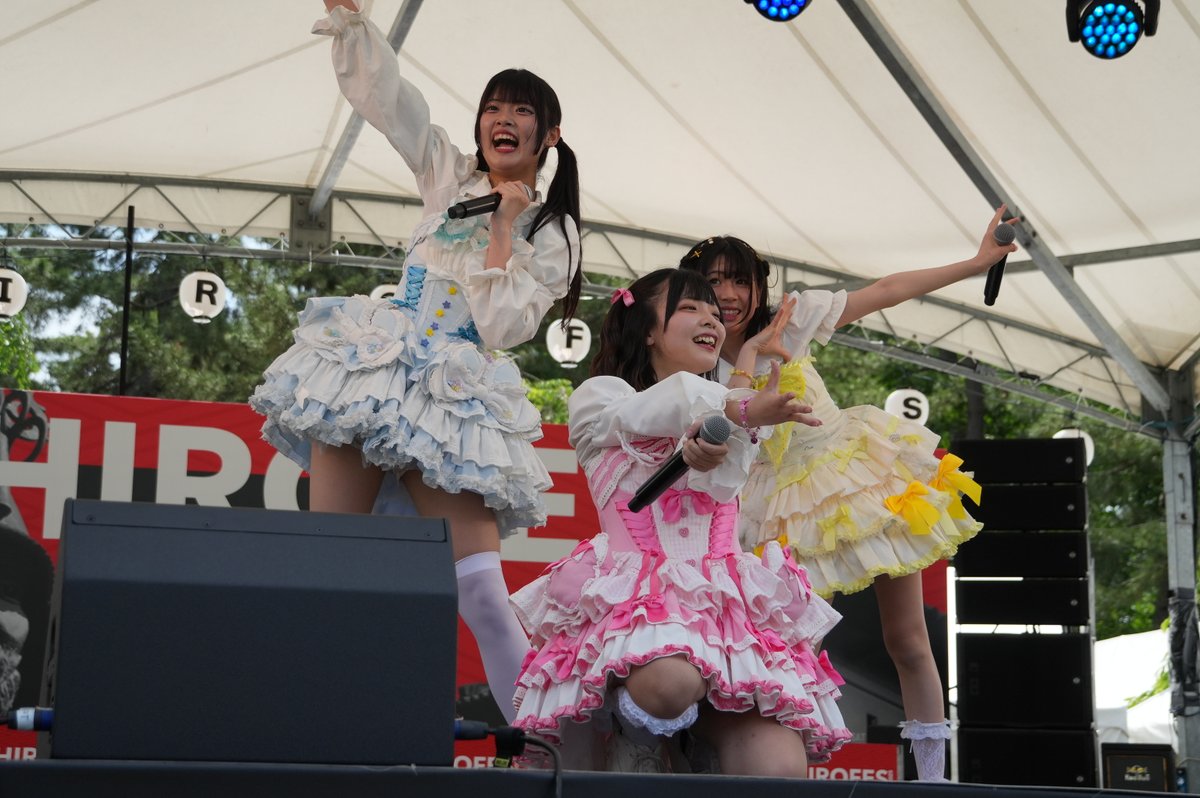 kazoo_zx's tweet photo. SHIROFES. R7.6.28
MEGOiDOL
さんのへ春まつり以来 2回目でしたが
素人目で見ても パフォーマンスが
レベルアップしていました✨
#MEGOiDOL #SHIROFES #弘前公園 #弘前 https://t.co/bJ5QHMWyeV