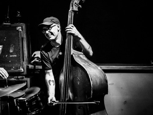 elsotaescala's tweet photo. #bersions
1148.- #DevinHoff with #SharonVanEtten "Go Your Way"  -2021- (#AnneBriggs, #BertJansch) #BertJansch -1967-
https://t.co/Hj0e9saLK8 https://t.co/1T6i8TyGKK