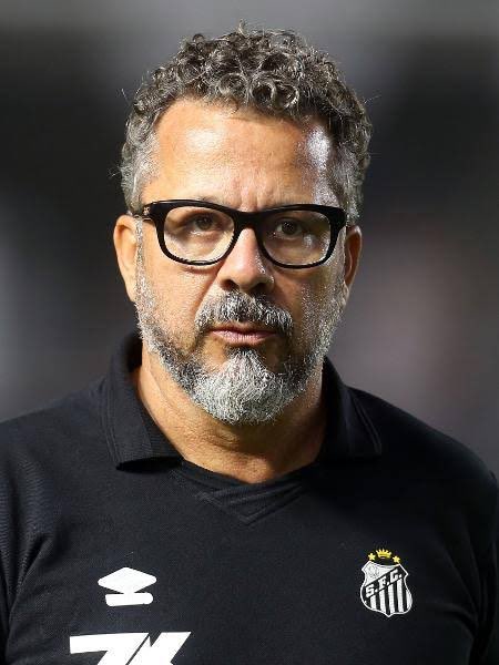 Santos Memes tweet media