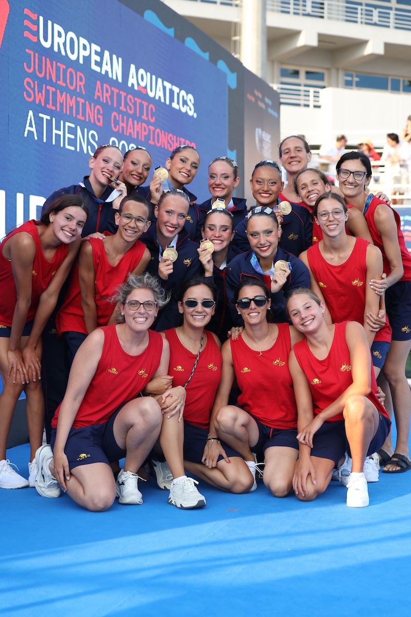 Centre Natació Mataró (@cnmataro) on Twitter photo 🏆🌟Isabel Shuang Cui, nedadora del <a href="/BAIMataro/">BAI Mataró</a> - CN Mataró, ha destacat al Campionat d’Europa Júnior de Natació Artística a Atenes, guanyant 5 medalles (3 or🥇 i 2 plata🥈) i consolidant-se com una gran promesa!
🔗Llegeix la crònica: tuit.cat/5Aubz 🏆🌟Isabel Shuang Cui, nedadora del <a href="/BAIMataro/">BAI Mataró</a> - CN Mataró, ha destacat al Campionat d’Europa Júnior de Natació Artística a Atenes, guanyant 5 medalles (3 or🥇 i 2 plata🥈) i consolidant-se com una gran promesa!
🔗Llegeix la crònica: tuit.cat/5Aubz