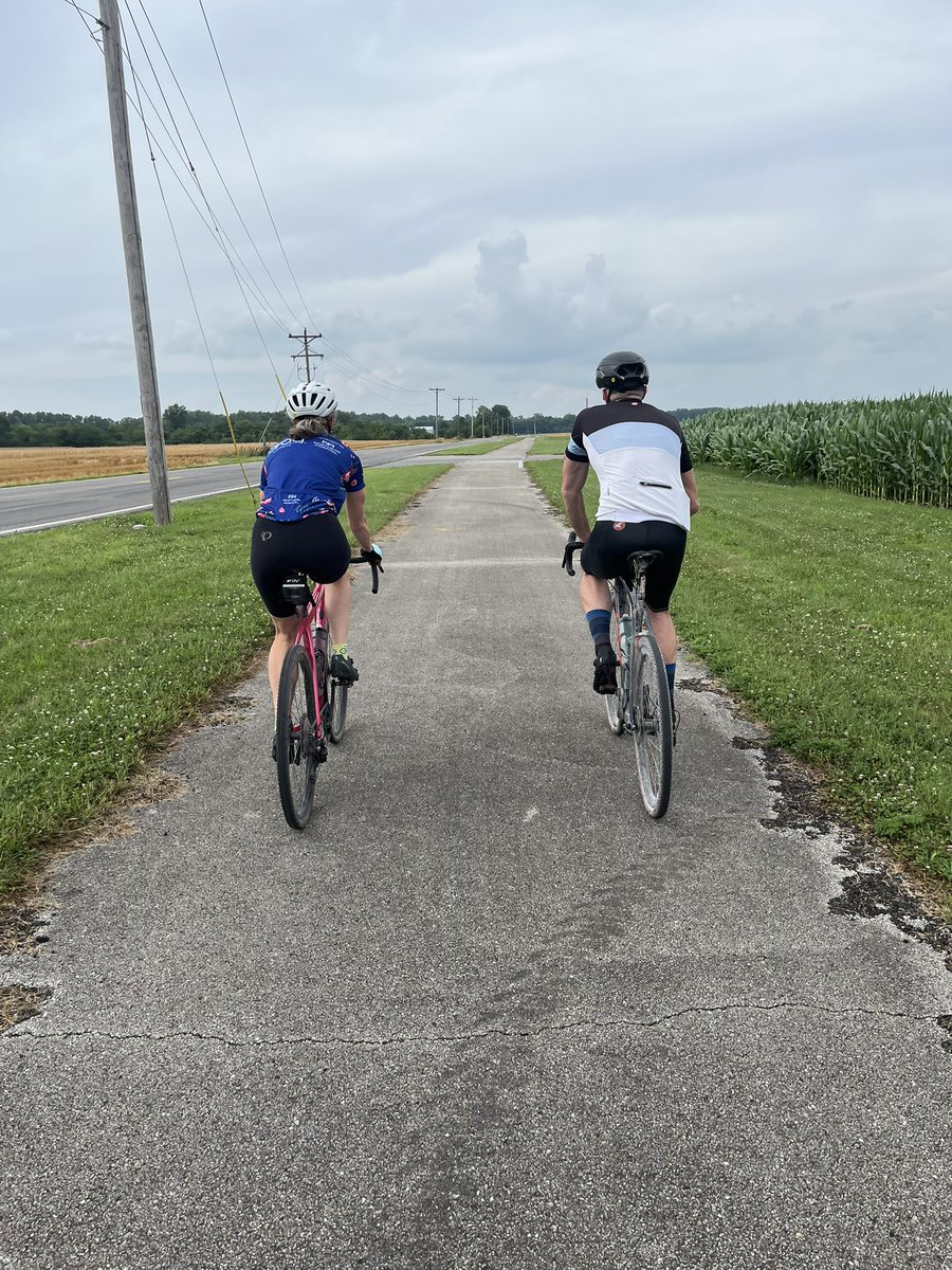 A ride with my bro around his town. ❤️ 🚲🌽