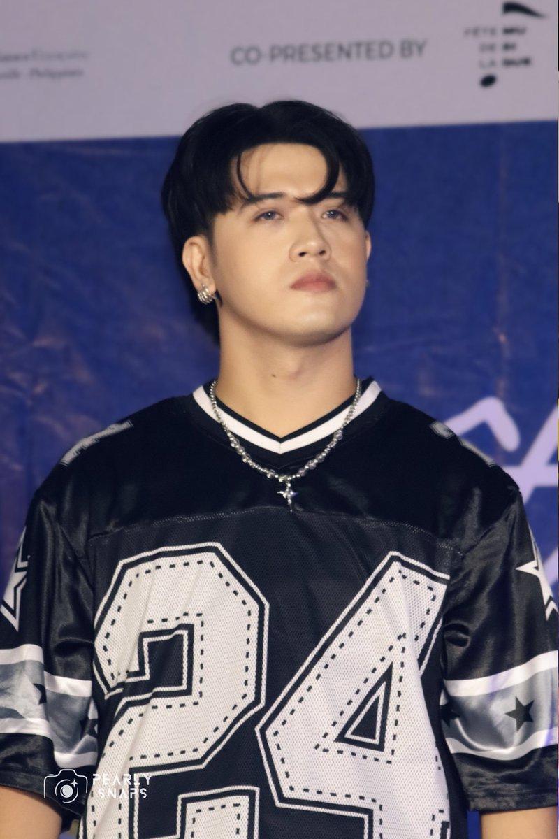 Swag? ✅
Vocals? ✅
Charm? 🥵

PHP AT FETE DE LA MUSIQUE
#Press_Hit_Play <a href="/PressHitPlay/">Press Hit Play Official</a>
#feteph2025 #PPOPCON
<a href="/xxivchrls/">PHP CHRLS</a>
